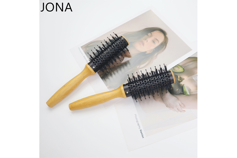 Round Hairbrush