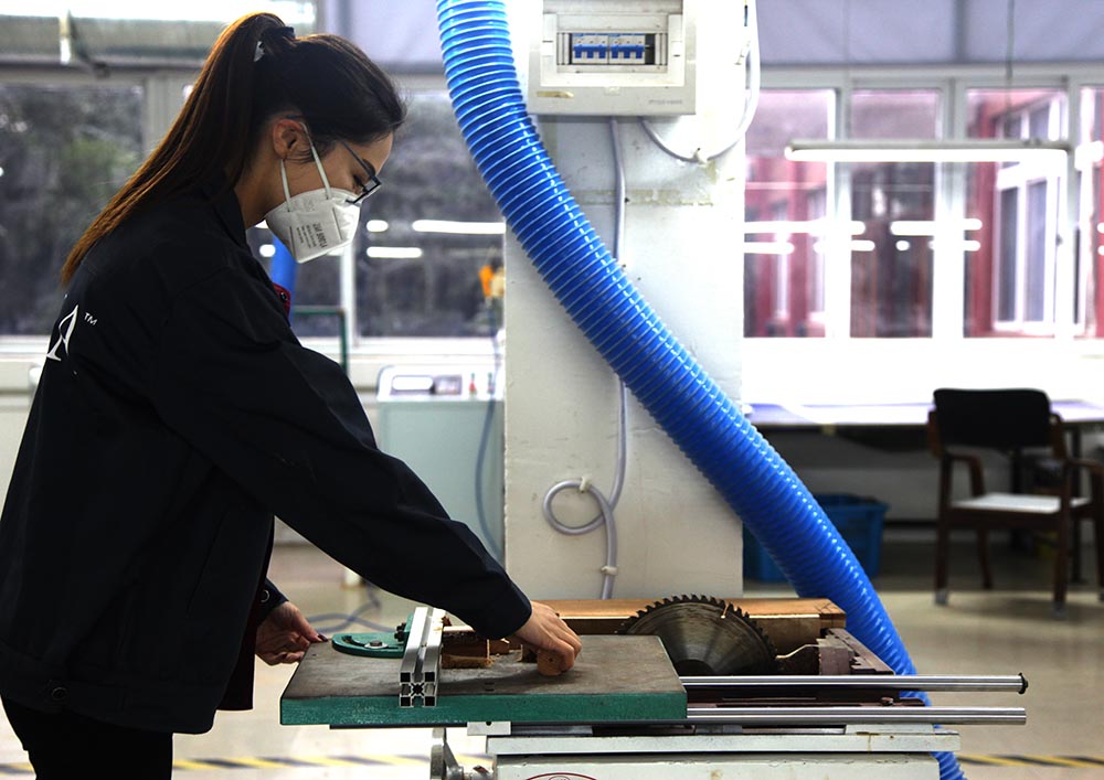 Ningbo JONA Daily Products Co., Ltd
